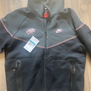 NikexSyna Black and Pink Tracksuit
